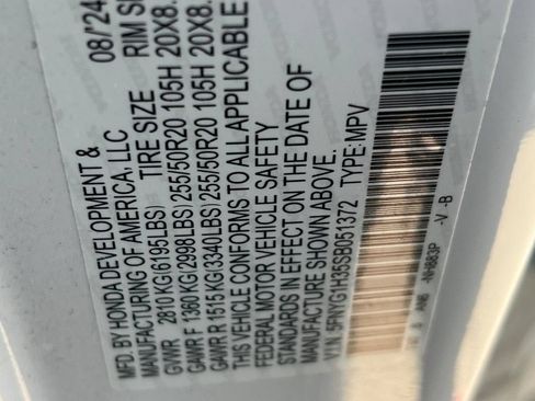 Used 2025 Honda Pilot Sport image 25
