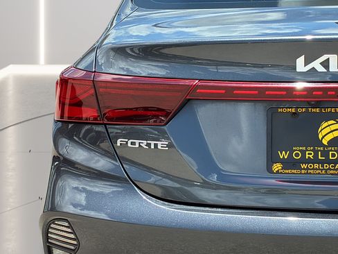 Used 2023 Kia Forte LXS w/ LXS Technology Package FWD image 29