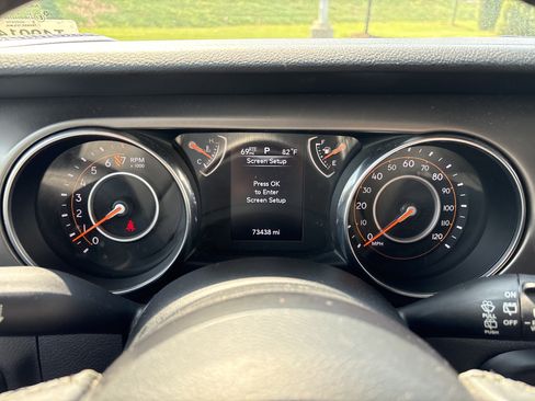 Used 2019 Jeep Wrangler Unlimited Sport S AWD/4WD image 10