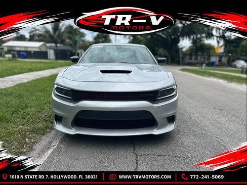 Used 2022 Dodge Charger GT w/ Plus Group RWD image 2