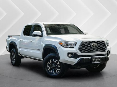 Used 2023 Toyota Tacoma TRD Off-Road AWD/4WD image 1