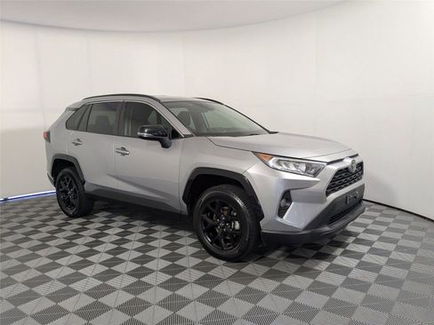 Certified 2021 Toyota RAV4 XLE image 20
