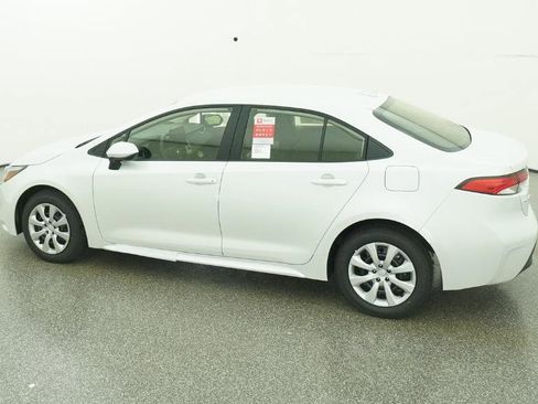 New 2026 Toyota Corolla LE image 12