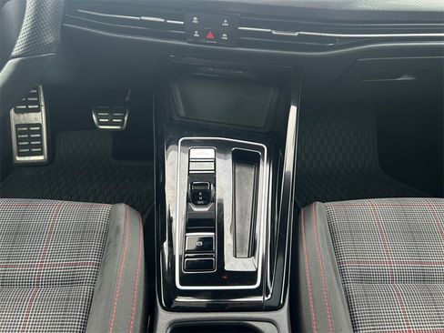 Used 2023 Volkswagen GTI SE image 15