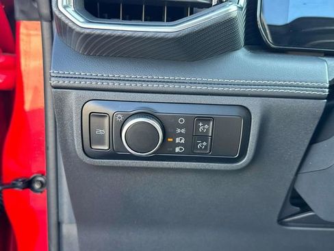 Used 2024 Ford Mustang Premium image 25