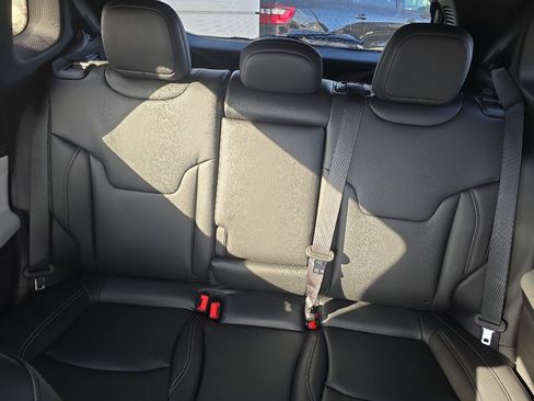 New 2026 Jeep Compass Limited image 27