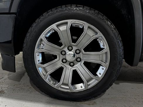 Used 2018 GMC Sierra 1500 Denali w/ Denali Ultimate Package image 8