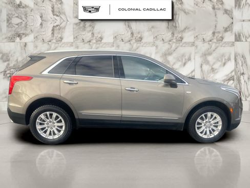 Used 2018 Cadillac XT5 AWD image 9