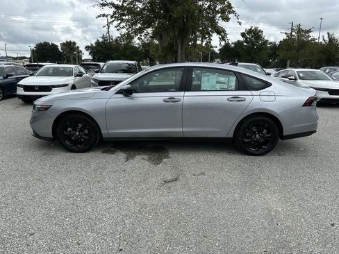 Used 2025 Honda Accord SE image 3