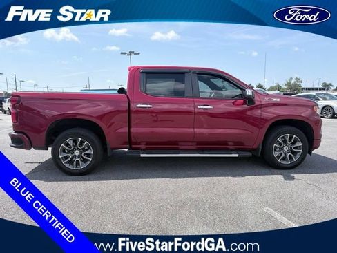 Used 2023 Chevrolet Silverado 1500 RST AWD/4WD image 2