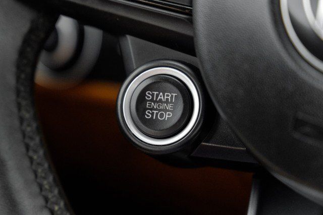 Used 2021 Alfa Romeo Giulia Ti AWD/4WD image 20