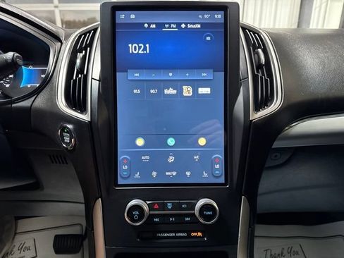 Used 2022 Ford Edge SEL AWD/4WD image 10