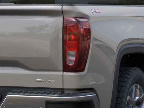 New 2026 GMC Sierra 1500 SLE AWD/4WD image 11