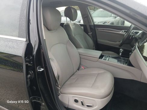 Used 2018 Genesis G80 3.8 RWD image 18