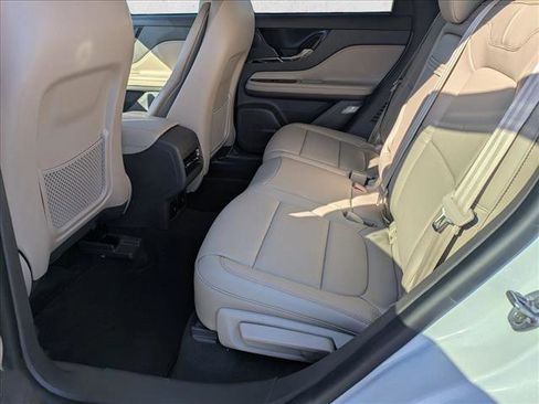 Used 2024 Lincoln Corsair Reserve w/ Equipment Group 201A image 17