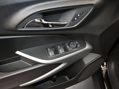 New 2026 Chevrolet Trax LS w/ LS Convenience Package FWD image 11