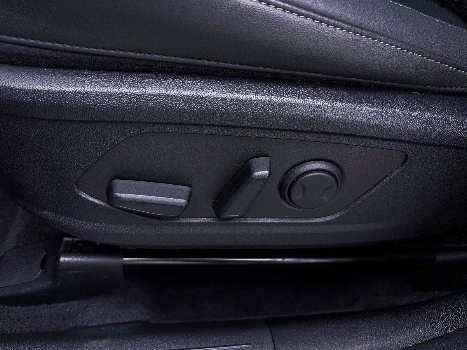 Used 2025 Kia Sorento SX AWD/4WD image 20