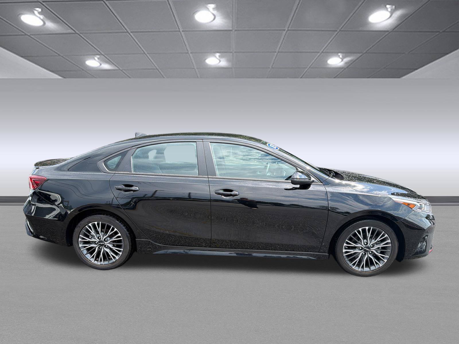 Used 2023 Kia Forte GT-Line FWD image 6