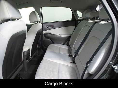 Used 2023 Hyundai Kona SEL image 11