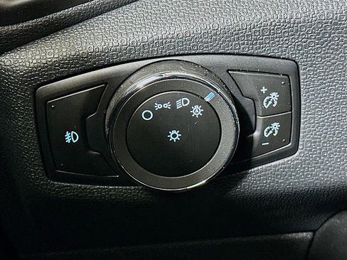 Used 2022 Ford EcoSport SE w/ SE Convenience Package image 10