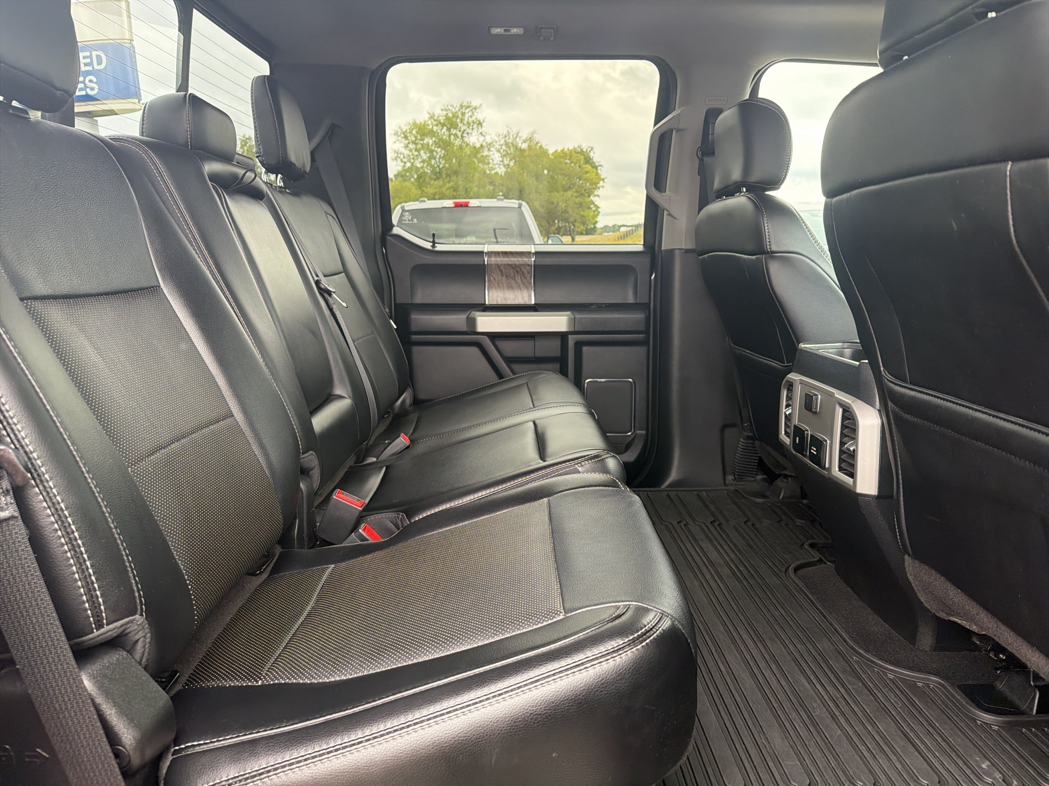 Used 2019 Ford F250 Lariat AWD/4WD image 22