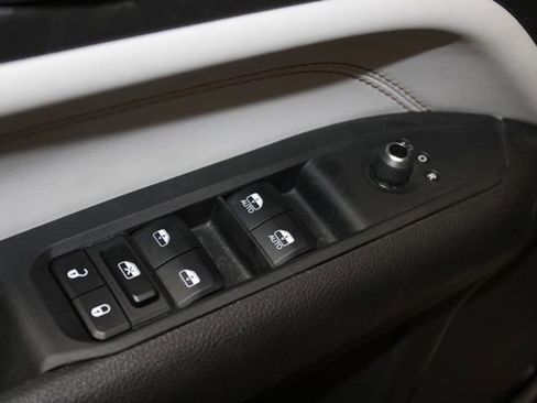 Used 2024 Jeep Compass Limited AWD/4WD image 10