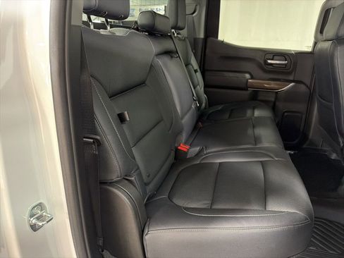 Certified 2022 Chevrolet Silverado 1500 RST w/ Z71 Off-Road Package AWD/4WD image 19