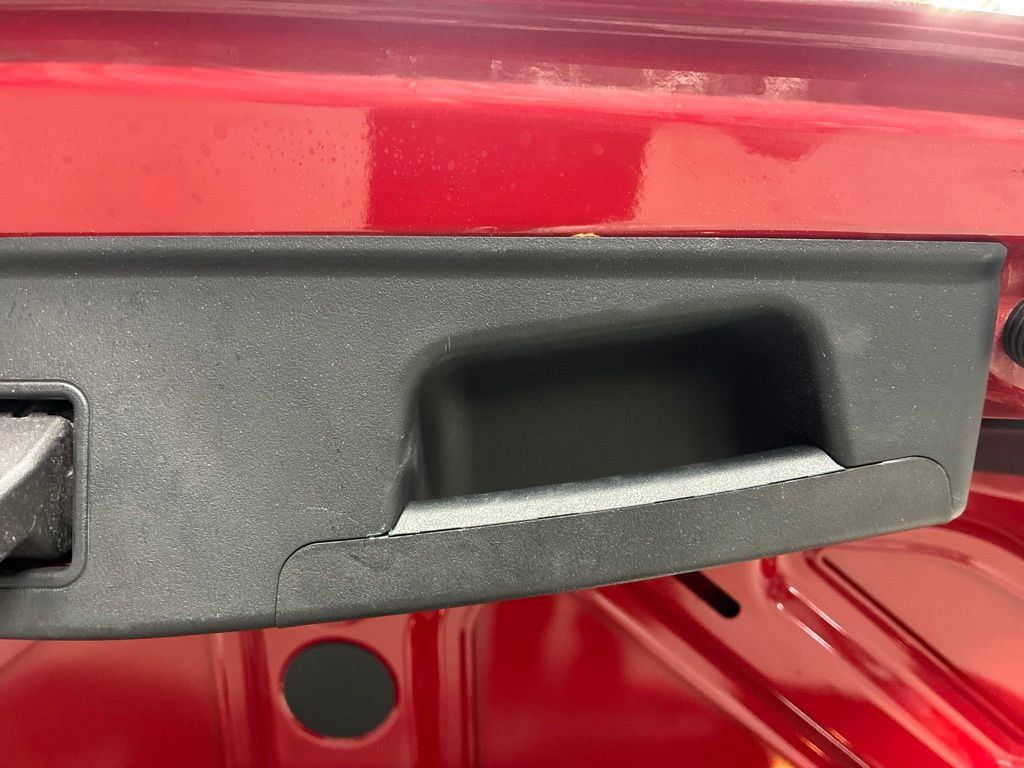 Used 2014 Mercedes-Benz SLK 250 image 13