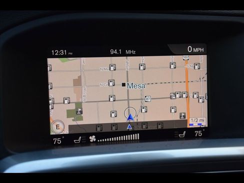 Used 2017 Volvo V60 T5 Cross Country w/ Convenience Package image 10