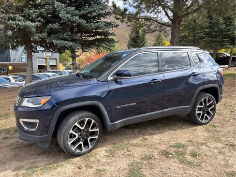 Used 2018 Jeep Compass Limited image 4