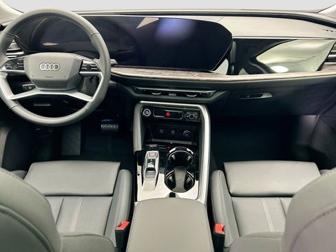 Used 2025 Audi Q5 Premium Plus image 14