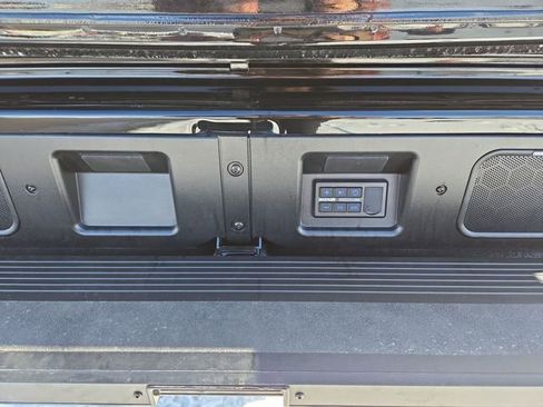 Used 2024 GMC Sierra 2500 Denali Ultimate image 37