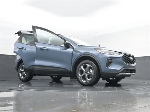 New 2026 Ford Escape ST-Line w/ Tech Pack #1 image 32