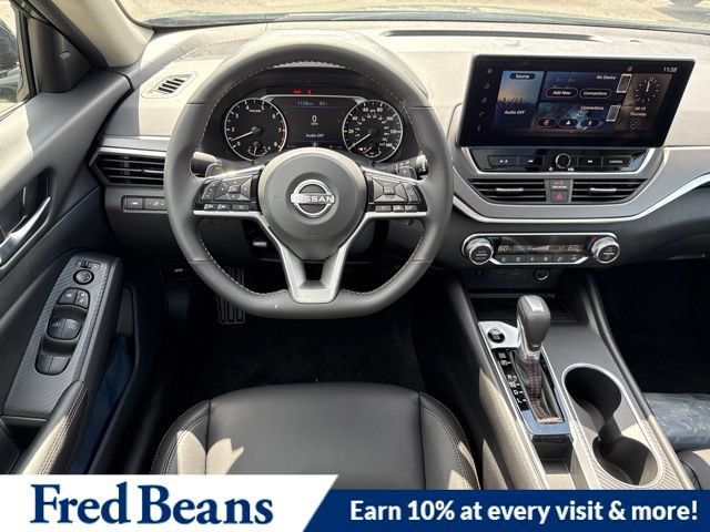 New 2026 Nissan Altima 2.5 SR w/ SR Midnight Edition Package FWD image 19