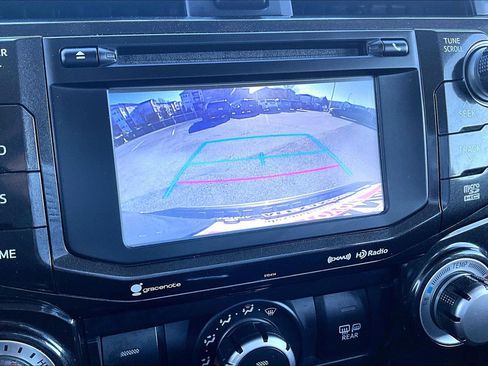 Used 2018 Toyota 4Runner TRD Off-Road Premium image 20