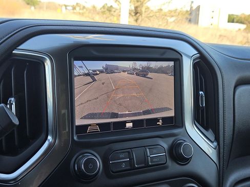 Used 2020 Chevrolet Silverado 2500 LTZ image 19