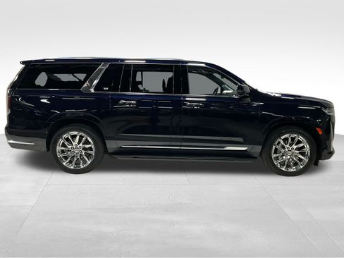 Used 2023 Cadillac Escalade ESV Premium Luxury Platinum w/ LPO, Radiant Package image 4