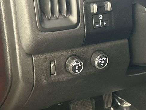 Used 2020 Chevrolet Colorado ZR2 w/ Colorado ZR2 Bison Edition AWD/4WD image 13