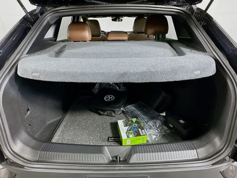 Used 2025 Volkswagen ID.4 Limited image 26