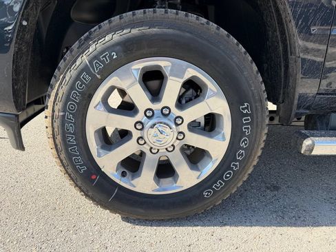 New 2026 RAM 2500 Laramie w/ Sport Appearance Package AWD/4WD image 8