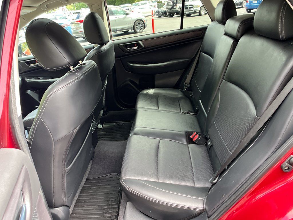 Used 2017 Subaru Outback 2.5i Limited AWD/4WD image 22