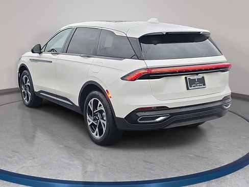 New 2026 Lincoln Nautilus Premier w/ Equipment Group 102A AWD/4WD image 7