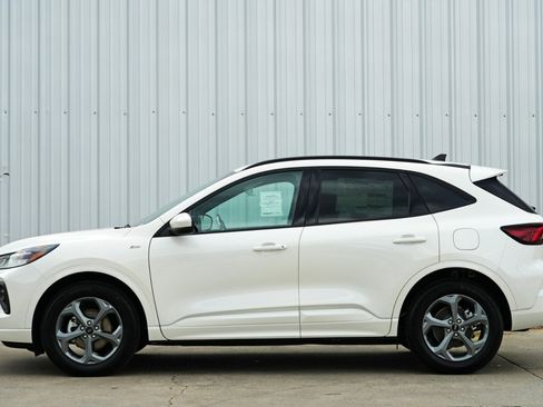 Used 2024 Ford Escape ST-Line Select image 8