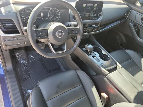 Certified 2023 Nissan Rogue SL w/ SL Premium Package FWD image 13
