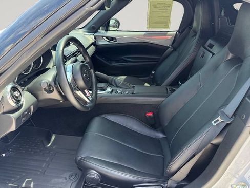 Used 2024 MAZDA MX-5 Miata Grand Touring RWD image 11