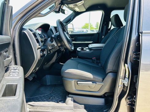 Used 2026 RAM 2500 Tradesman AWD/4WD image 3