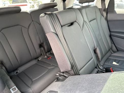 Used 2022 Audi Q7 3.0T Premium Plus image 14