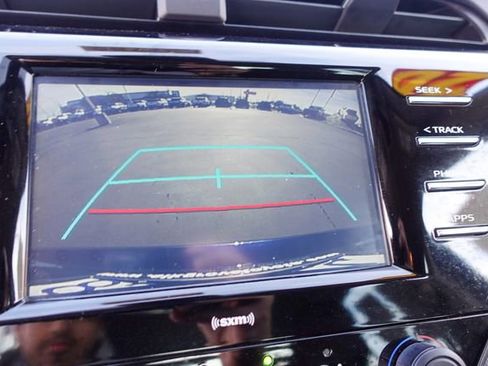 Certified 2020 Toyota Camry LE image 23