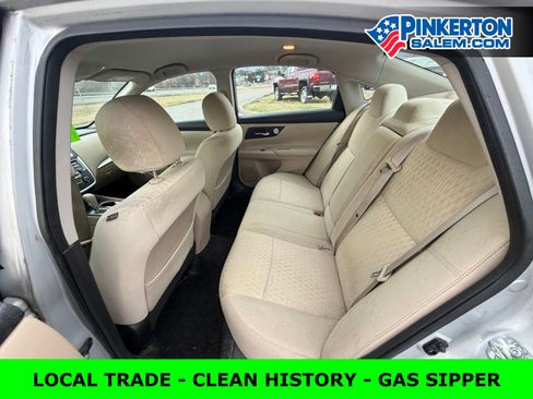 Used 2016 Nissan Altima 2.5 S w/ Power Driver Seat Package image 4