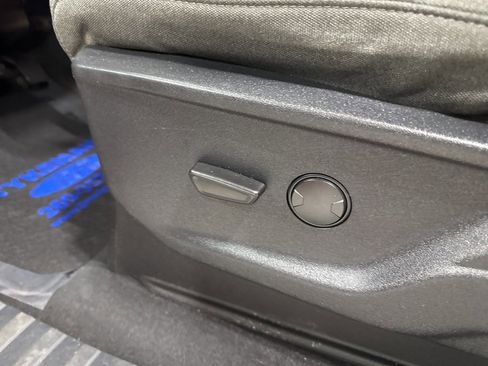 Used 2023 Ford F350 XLT image 23